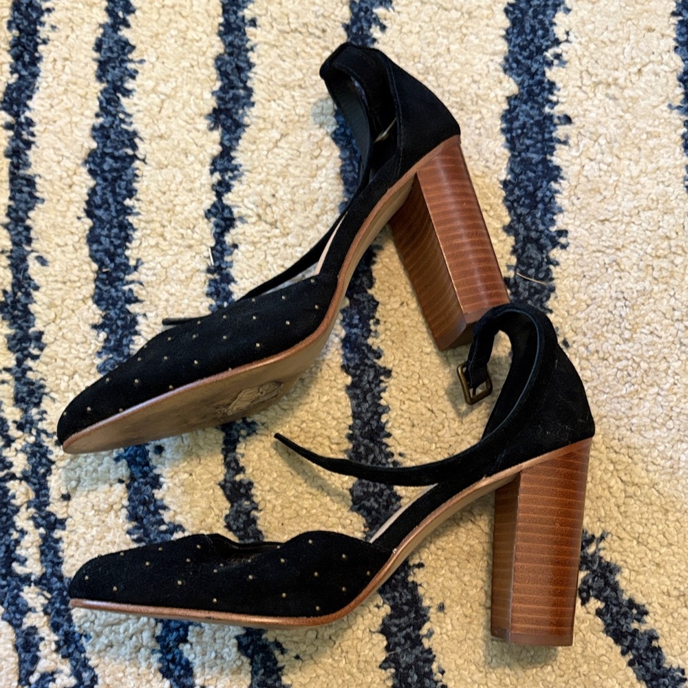 Soludos Elegant Black Suede Studded Women's Block Heels - Picture 2 of 5